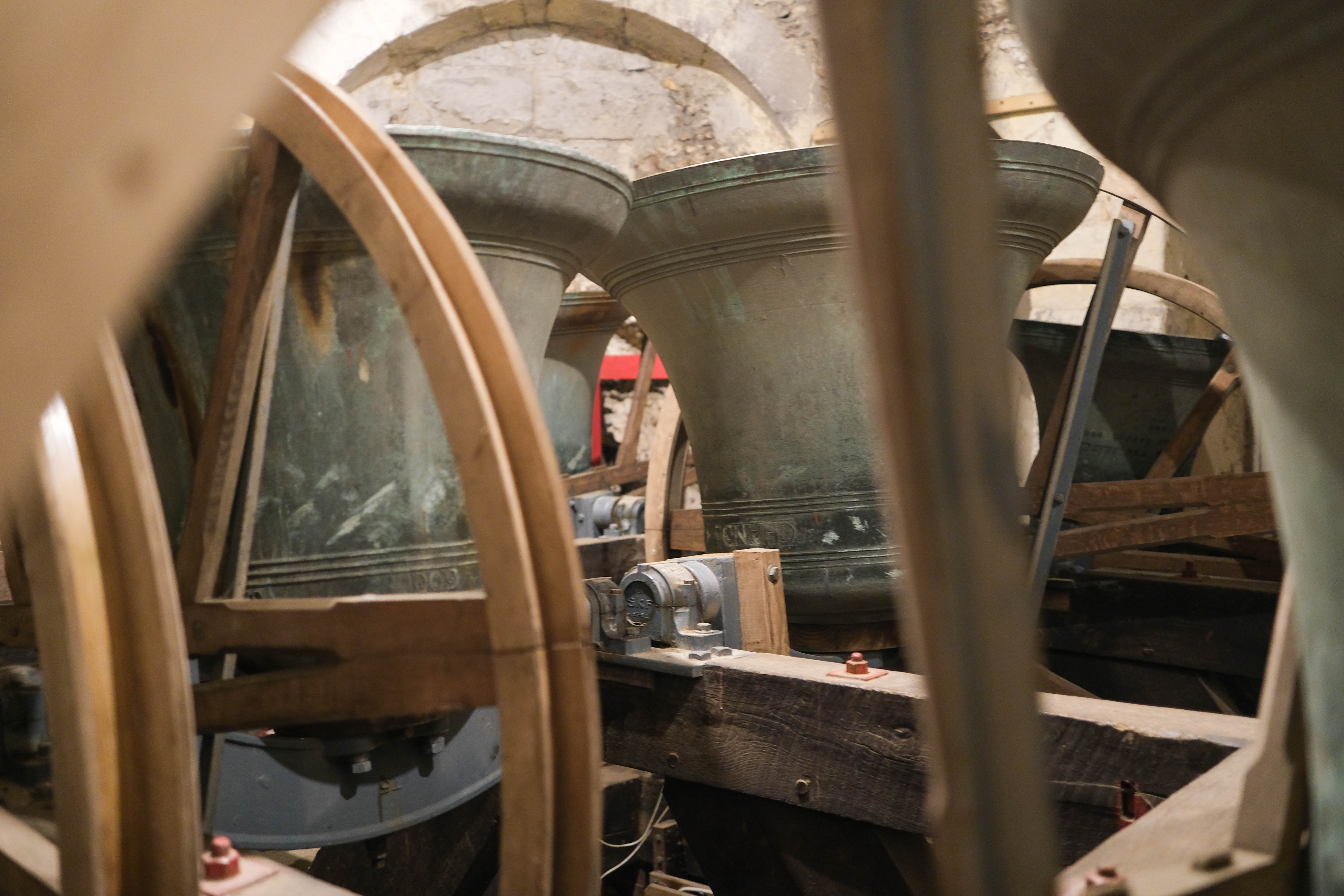 image from The humming note of church bells
